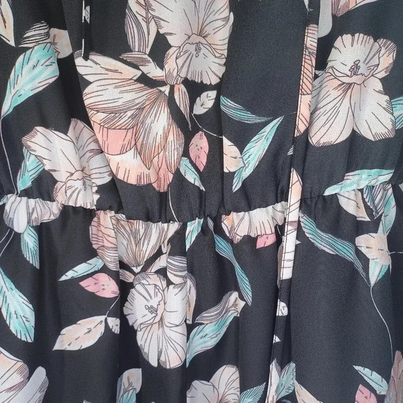 Decree long sleeve floral romper - Picture 6 of 12